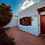 Villa Mi *